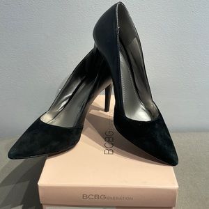 BCBGeneration. Black. Size/Width 7.5M